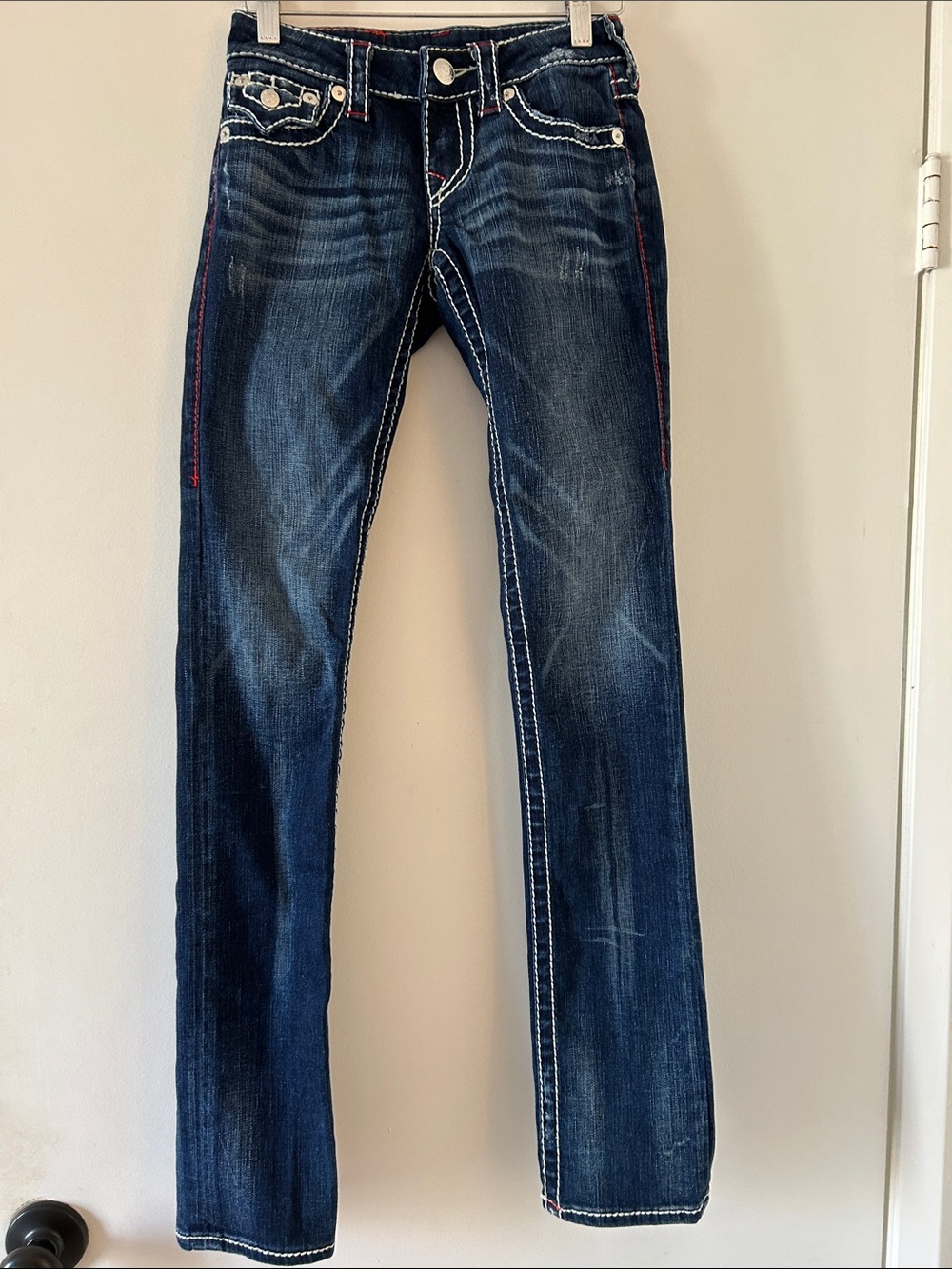 True Religion Slim Straight Jeans. Excellent New Condition!